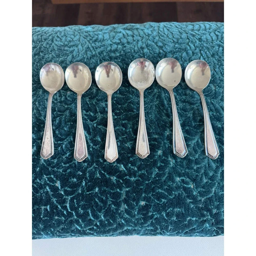 6 Vintage Gordon's Jefferson Silverplate Hotel Soup Spoons Restaurant Ware
